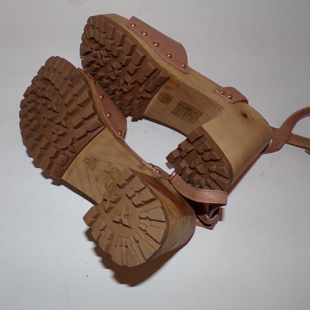 Steve Madden Ocala Tan Leather Ankle Strap Squared Open Toe Studded Wood - Picture 8 of 8